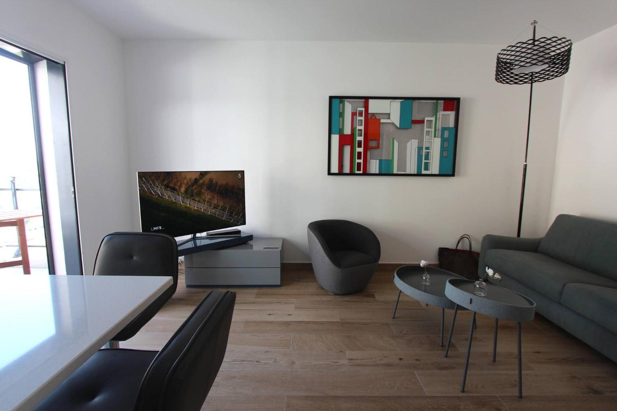 בוסוליי Luxurious Apartments Monaco&Seaview, Infinitypool&Parking מראה חיצוני תמונה