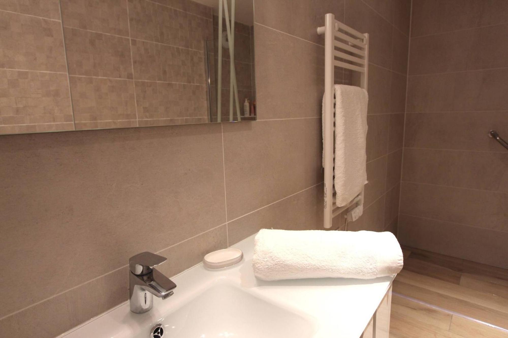 בוסוליי Luxurious Apartments Monaco&Seaview, Infinitypool&Parking מראה חיצוני תמונה